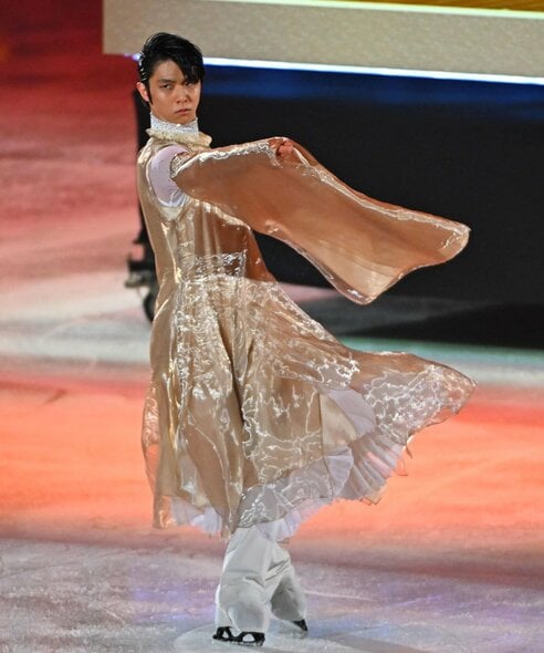 羽生結弦が魂の滑りで復興を願う 宮城県知事が感謝の言葉「被災地に